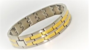 Silver and gold link bracelet